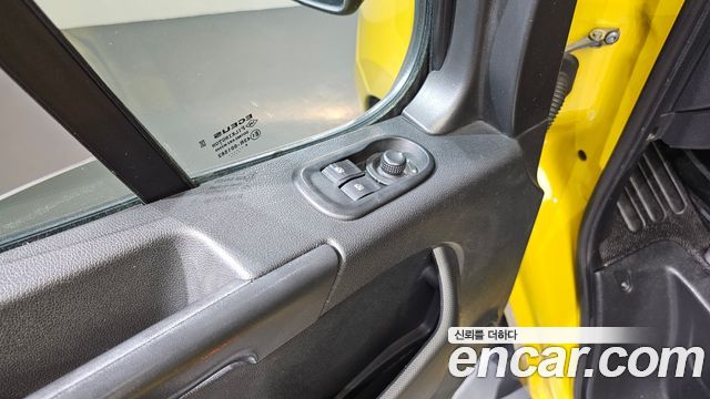 Renault Korea Master School Bus 15-Seater 2020 — фото 13