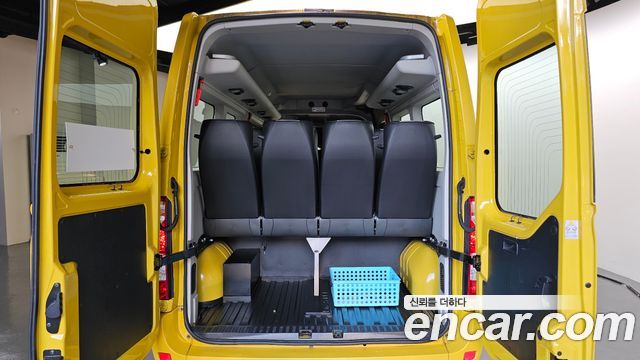Renault Korea Master School Bus 15-Seater 2020 — фото 20