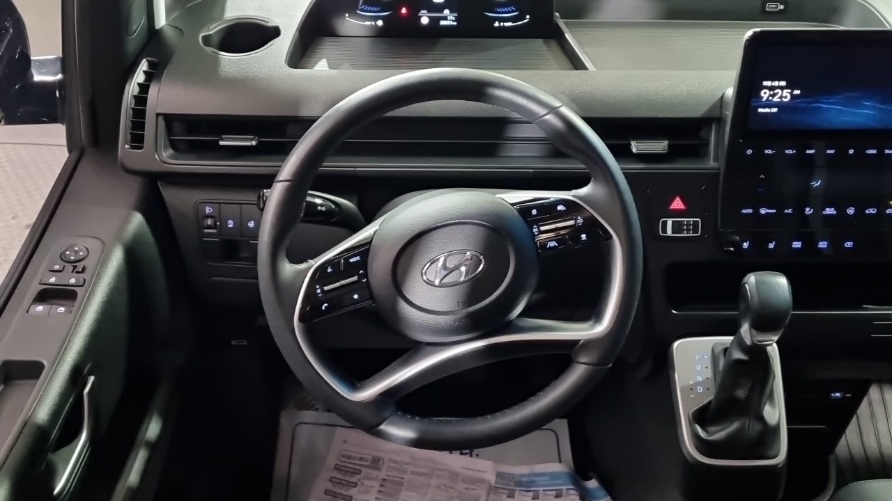 Hyundai Staria Tourer 9-Seater Modern 2023 — фото 16
