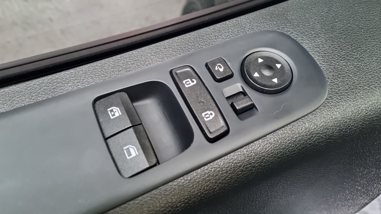 Hyundai Staria Tourer 9-Seater Modern 2023 — фото 19