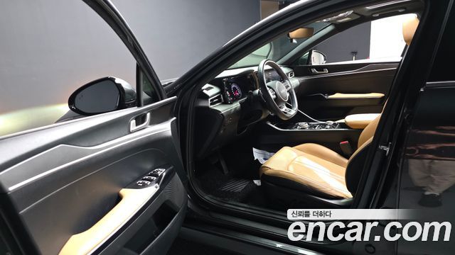 Kia K5 (III) 1.6 Turbo Prestige 2023 — фото 10
