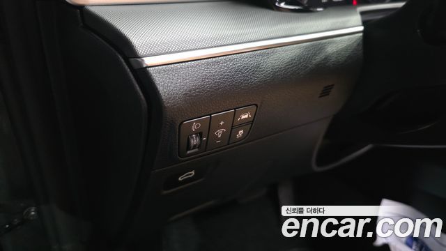 Kia K5 (III) 1.6 Turbo Prestige 2023 — фото 29