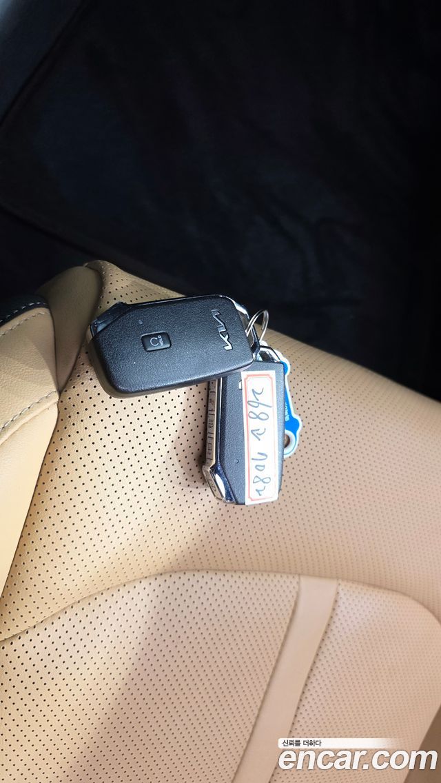 Kia K5 (III) 1.6 Turbo Prestige 2023 — фото 35