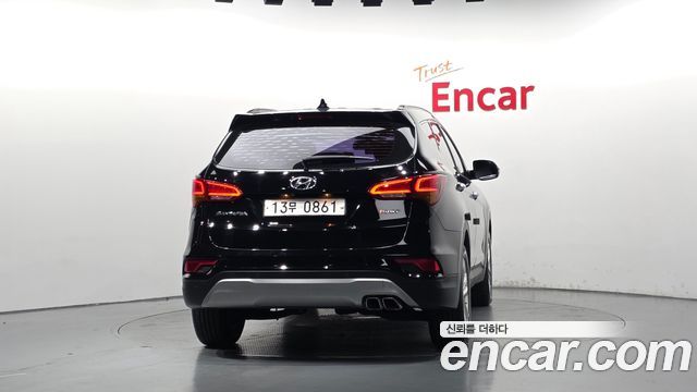 Hyundai Santa Fe The Prime Diesel 2.0 2WD Premium 2016 — фото 4