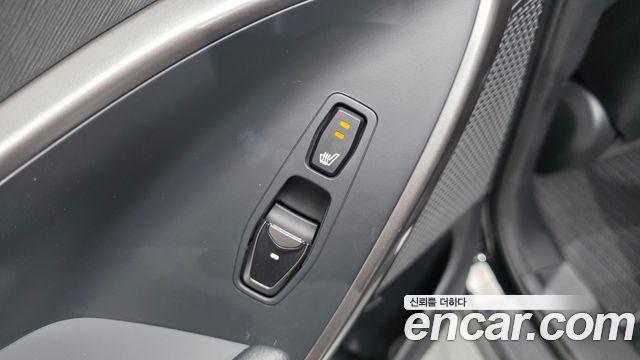 Hyundai Santa Fe The Prime Diesel 2.0 2WD Premium 2016 — фото 29