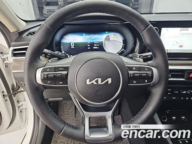 Kia K5 (III) 2.0 Noblesse 2023 — фото 6