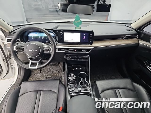 Kia K5 (III) 2.0 Noblesse 2023 — фото 9