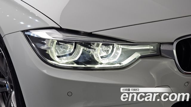 BMW 3 Series (F30) 320i M Sport 2017 — фото 22