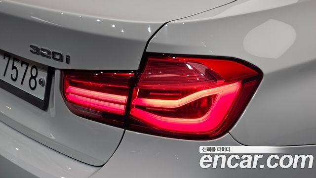 BMW 3 Series (F30) 320i M Sport 2017 — фото 23