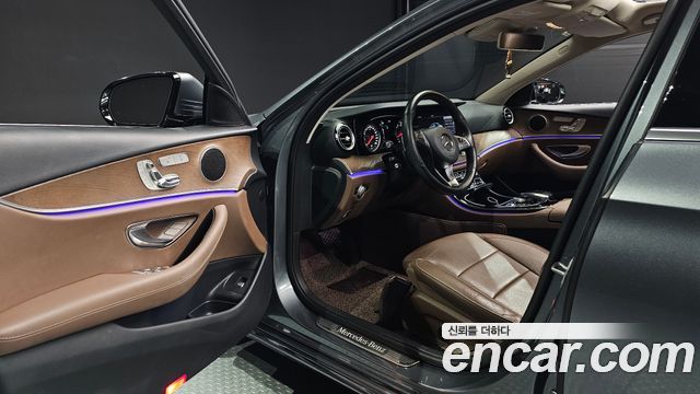 Mercedes-Benz E-Class (W213) E300 4MATIC Exclusive Standard 2018 — фото 10