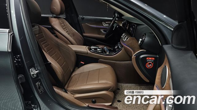 Mercedes-Benz E-Class (W213) E300 4MATIC Exclusive Standard 2018 — фото 32
