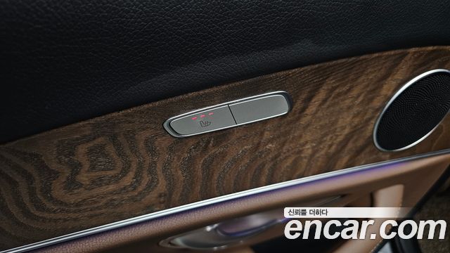 Mercedes-Benz E-Class (W213) E300 4MATIC Exclusive Standard 2018 — фото 37