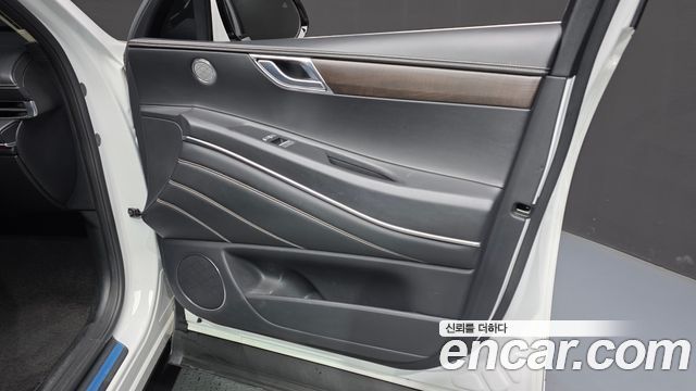 Genesis GV80 3.0 Diesel AWD 2022 — фото 30
