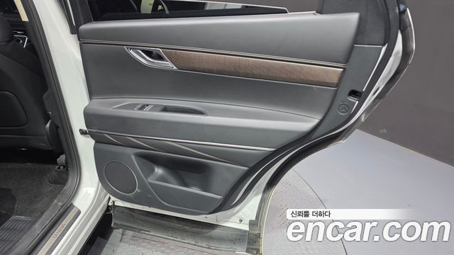 Genesis GV80 3.0 Diesel AWD 2022 — фото 31