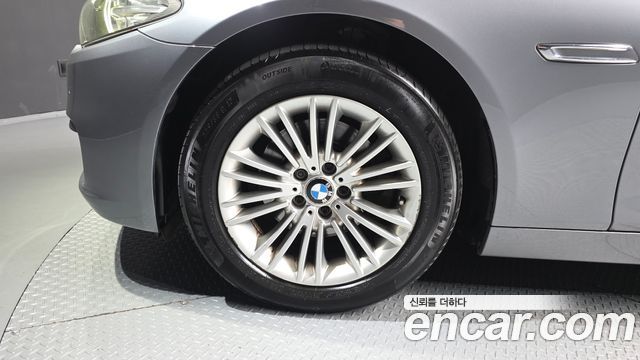 BMW 5 Series (F10) 520d xDrive 2014 — фото 5