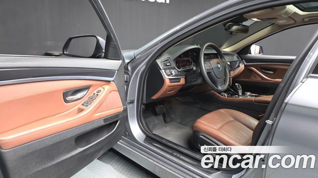 BMW 5 Series (F10) 520d xDrive 2014 — фото 10