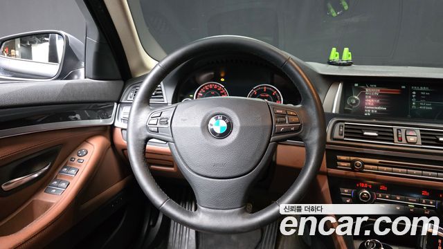 BMW 5 Series (F10) 520d xDrive 2014 — фото 13