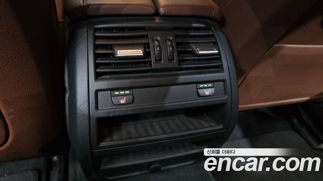 BMW 5 Series (F10) 520d xDrive 2014 — фото 19