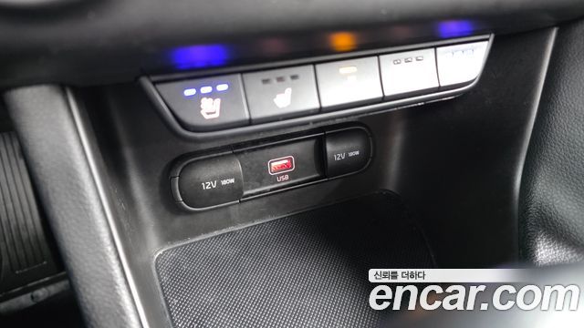 Kia Sportage The Bold Gasoline Prestige 2020 — фото 17