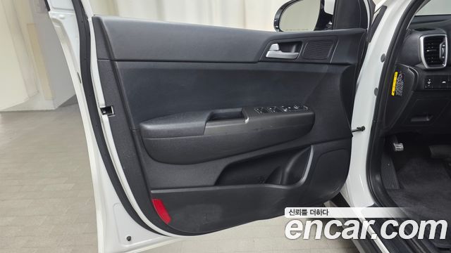 Kia Sportage The Bold Gasoline Prestige 2020 — фото 24