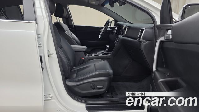 Kia Sportage The Bold Gasoline Prestige 2020 — фото 26