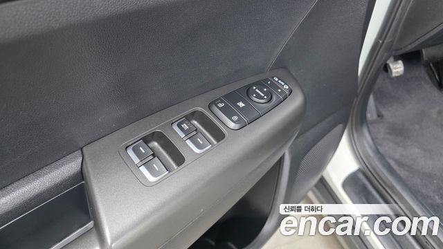 Kia Sportage The Bold Gasoline Prestige 2020 — фото 27