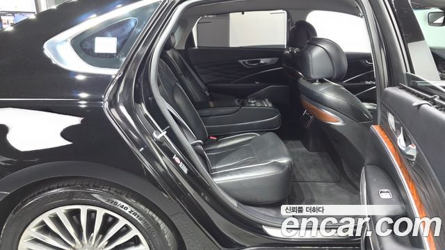 Kia K9 3.8 GDI AWD PlatinumⅡ 2019 — фото 11