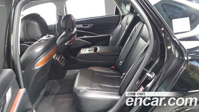 Kia K9 3.8 GDI AWD PlatinumⅡ 2019 — фото 12