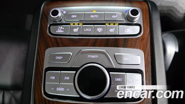 Kia K9 3.8 GDI AWD PlatinumⅡ 2019 — фото 19