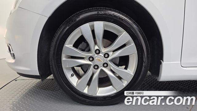 Chevrolet Cruze 1.8 LTZ+ 2014 — фото 5