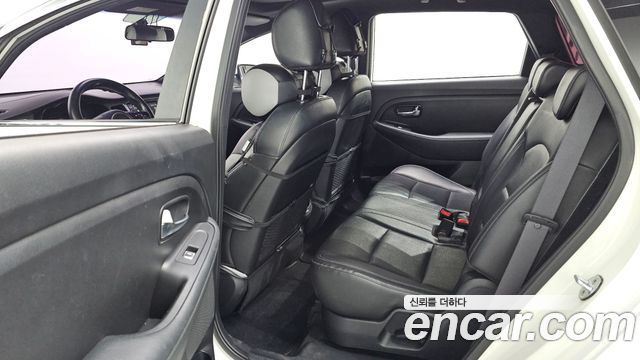 Kia Carens 2.0 LPI Prestige 2017 — фото 12