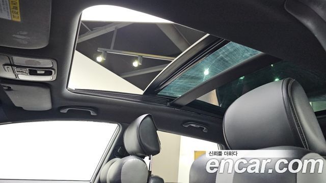 Kia Carens 2.0 LPI Prestige 2017 — фото 19