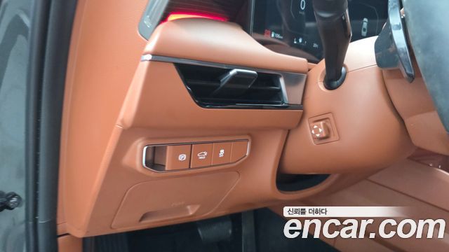 Kia K8 2.5 Gasoline 2WD Noblesse 2025 — фото 15