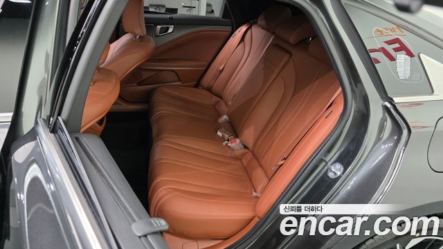 Kia K8 2.5 Gasoline 2WD Noblesse 2025 — фото 26