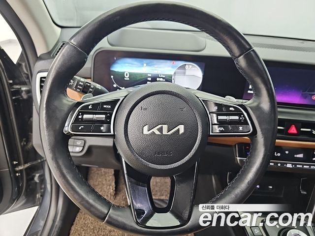 Kia Seltos Gasoline 2.0 2WD Signature 2023 — фото 5