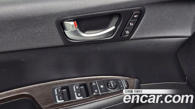 Kia K5 (II) LPI SX Noblesse special 2017 — фото 18