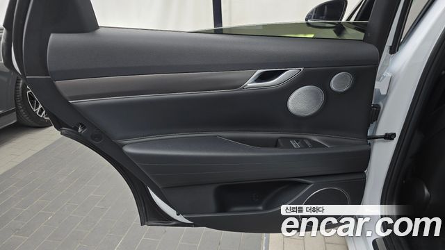 Genesis G80 (RG3) Gasoline 3.5 Turbo AWD 2022 — фото 25