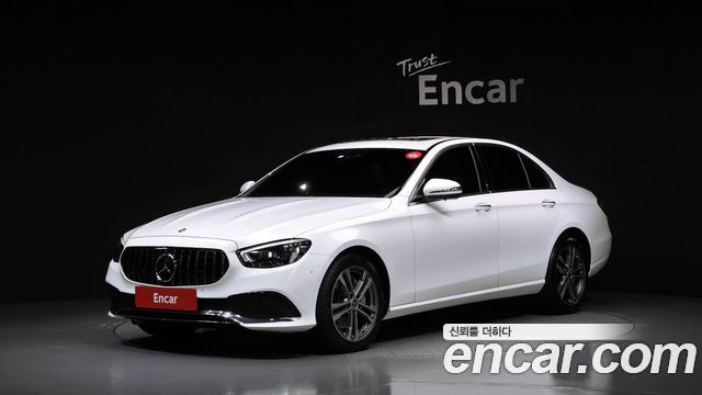 Mercedes-Benz E-Class (W213) E350 4MATIC Avantgarde 2022 — фото 1