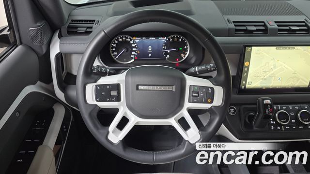 Land Rover Defender (L663) 110 D300 HSE 2023 — фото 12