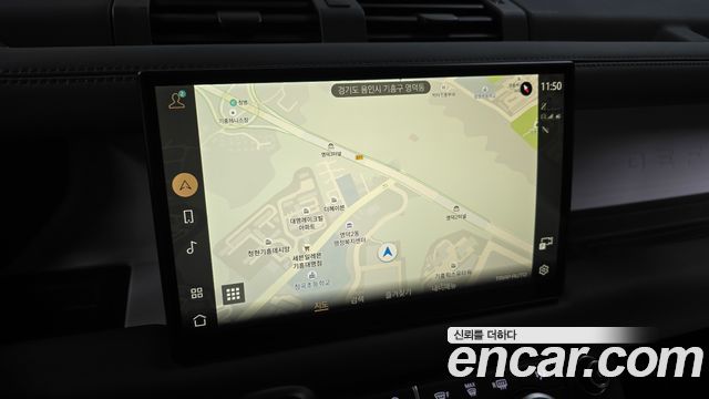 Land Rover Defender (L663) 110 D300 HSE 2023 — фото 13
