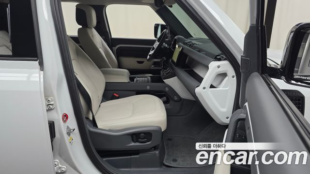 Land Rover Defender (L663) 110 D300 HSE 2023 — фото 26