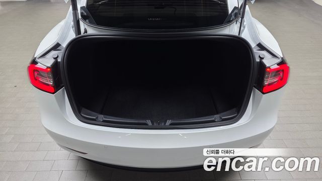 Tesla Model 3 Long Range AWD 2022 — фото 18