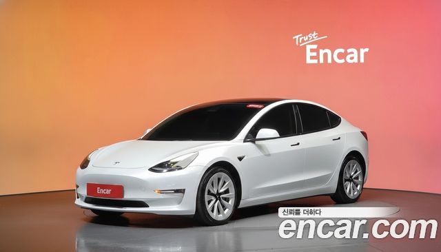 Tesla Model 3 Long Range AWD 2022 — фото 1