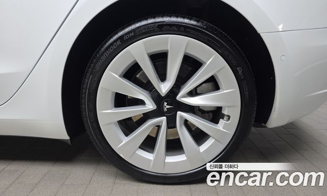 Tesla Model 3 Long Range AWD 2022 — фото 21