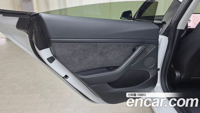 Tesla Model 3 Long Range AWD 2022 — фото 25