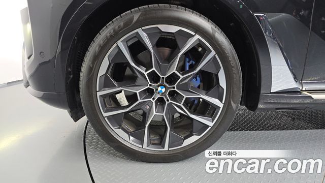BMW X7 (G07) xDrive 40i M Sport 6STR 2024 — фото 5
