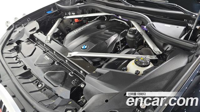 BMW X7 (G07) xDrive 40i M Sport 6STR 2024 — фото 6