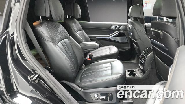 BMW X7 (G07) xDrive 40i M Sport 6STR 2024 — фото 11