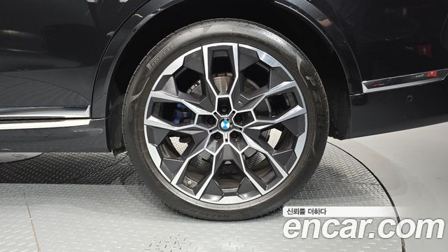 BMW X7 (G07) xDrive 40i M Sport 6STR 2024 — фото 21