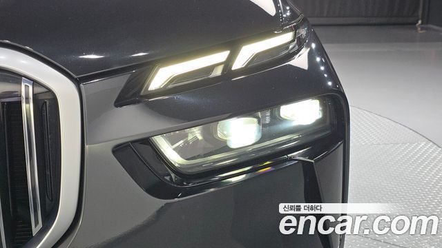 BMW X7 (G07) xDrive 40i M Sport 6STR 2024 — фото 22
